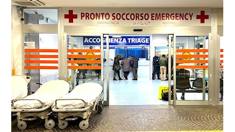 Palermo, donna morta in ospedale. La figlia: “Tenuta su una barella 8 giorni”