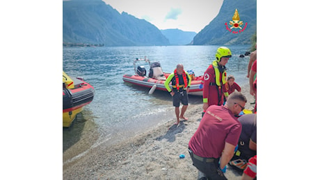 Tragedia nel lago tra Onno e Valbrona: morto il 68enne inghiottito dal lago stamattina