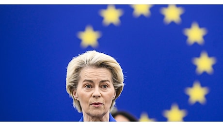 Ursula von der Leyen, no agli eco-talebani dell'auto: la svolta europea