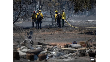 Incendi nella California settentrionale, in migliaia costretti all'evacuazione