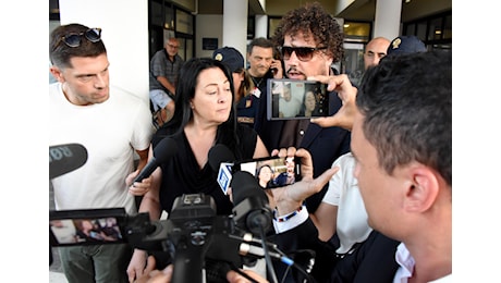 Il ritrovamento di Pierina, Manuela Bianchi chiamò i soccorsi dopo 11 minuti: “Prima chiesi aiuto a Louis”