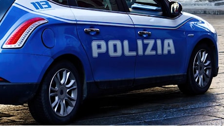 Colpi d'arma da fuoco nella notte a Napoli: feriti due giovani, uno è grave