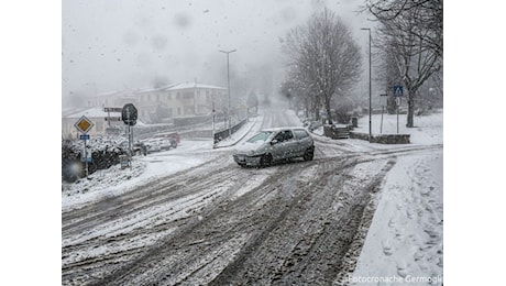 Freddo, neve in arrivo in Toscana: scatta l'allerta meteo, codice giallo anche nel fiorentino