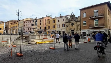 A Roma si restaura la fontana di Trevi?. Fano mette mano a quella della Fortuna