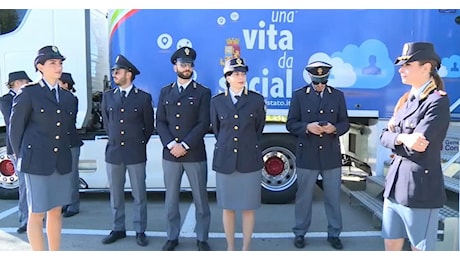 La festa della polizia a Caivano. Piantedosi: Qui un modello da estendere