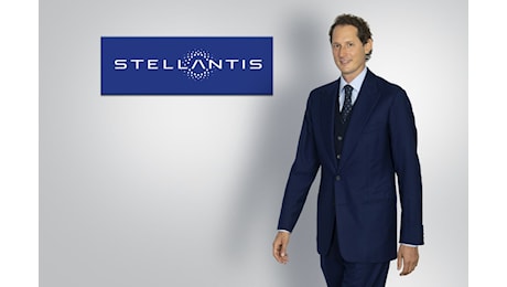 Stellantis taglia le stime sui conti 2024 e il titolo crolla in Borsa