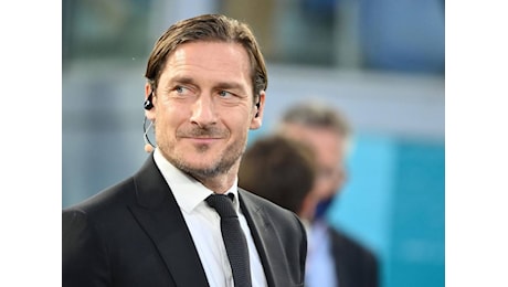 Francesco Totti indagato per omessa dichiarazione dei redditi. Cosa è successo