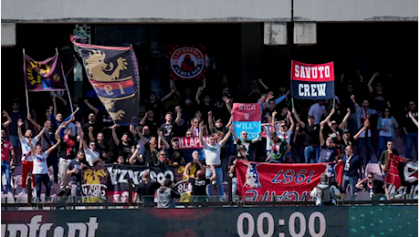 Serie B: Cosenza-Cesena sospesa 5′ per lancio di razzi dall’esterno