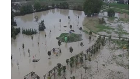 Maltempo in Emilia-Romagna, Bologna allagata e oltre 3mila evacuati