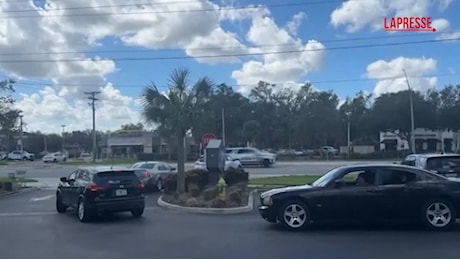 VIDEO Uragano Milton, in Florida consegnati i primi aiuti agli sfollati