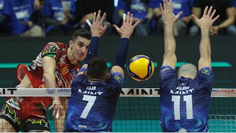 Superlega, Perugia espugna Modena e vola in testa. Primo successo anche per Verona