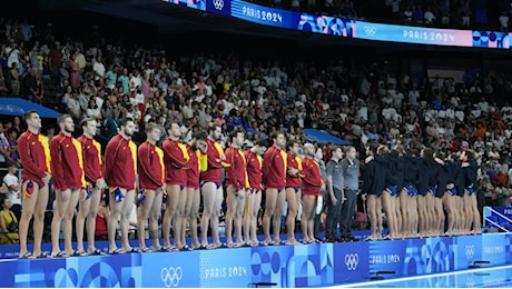 Pallanuoto, Settebello sospeso 6 mesi per la protesta contro gli arbitri alle Olimpiadi a Parigi