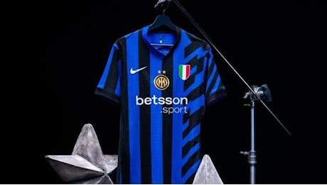 Inter, la nuova maglia con la seconda stella