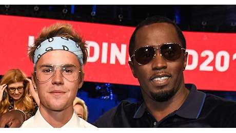 Puff Daddy ha fatto sesso con Justin Bieber assieme ai suoi soci, lo hanno anche mandato in vacanza da solo con uomini ricchi, la rivelazione di Suge Knight