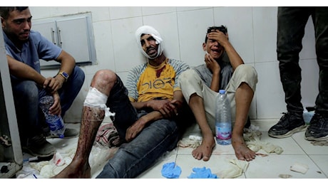 Gaza, morti in un raid israeliano 4 operatori umanitari. E sui negoziati Bibi alza la posta