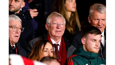 Lo United taglia fuori Sir Alex Ferguson dopo 38 anni: annullato il contratto da ambasciatore