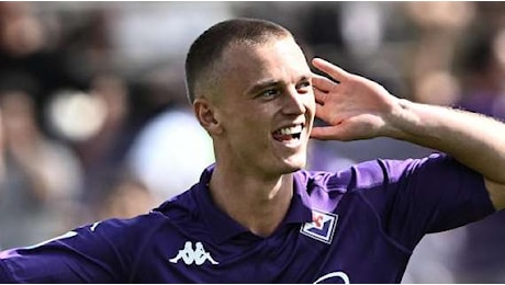 Gudmundsson si prende la Fiorentina: doppietta dal dischetto per l'islandese, Lazio ko 2-1