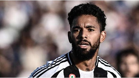 La Juventus non cambia idea su Douglas Luiz: completa fiducia nel centrocampista brasiliano