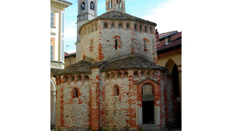 Il Battistero si illuminerà di blu e di rosso