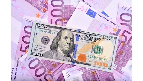 L’Euro Dollaro si Rafforza vicino a 1,1350 Grazie alla Sospensione dei Dazi da Parte dell’UE