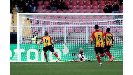 Serie A: al via del Mare finisce 0-0 tra Lecce e Genoa, palo di Krstovic e doppia traversa dei liguri