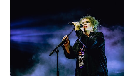 The Cure. “Alone” è il primo singolo da “Songs of a Lost World”