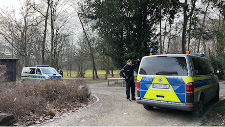 Media Germania: Arrestato l'assassino della scrittrice Alexandra Fröhlich, è il figlio 22enne