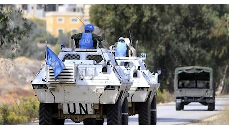 Israele attacca quartier generale Unifil in Libano, colpite anche due basi italiane