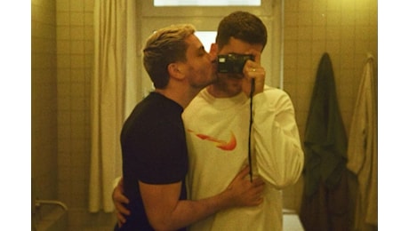 Jannik Schümann, chi è l'attore gay che interpreta “Franz” nella serie tv “Sissi”?