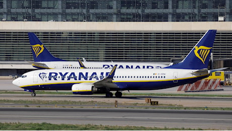 Ryanair, costi extra per il check-in. Ecco come ottenere i rimborsi