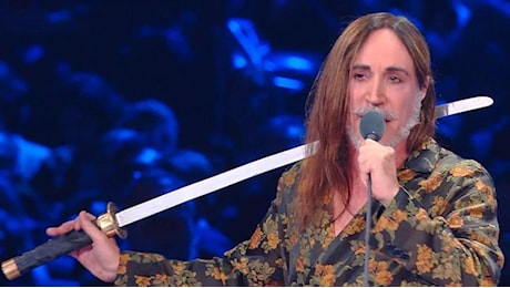 X Factor 2024, le pagelle: Manuel samurai contro l'autotune (voto 7), Paola e la pausa caffè svedese...con doppio senso (voto 5)