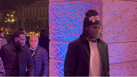 LIVE - La cena di Natale della Lazio - Dia e Tchaouna i primi ad arrivare. Ecco anche il presidente Lotito! - FOTO&VIDEO