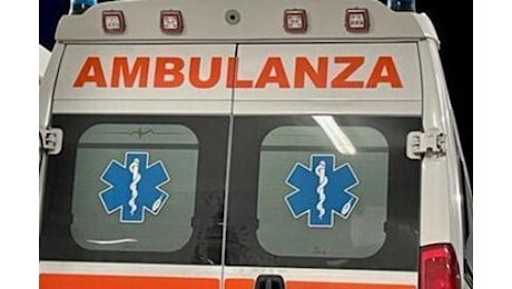 Vanno a svegliare giovane 17enne a letto con la febbre ma la trovano morta