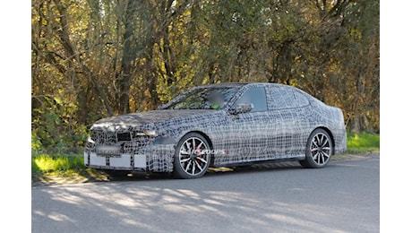 BMW Serie 3, si lavora alla nuova generazione. Foto spia dei test