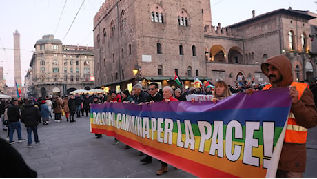 Bologna, in centinaia alla Marcia della Pace di Capodanno