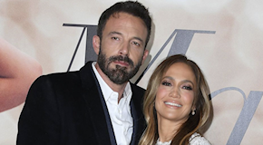 Jennifer Lopez e Ben Affleck hanno messo in vendita anche le opere d'arte acquistate durante il matrimonio. E Matt Damon teme che l'amico possa ricominciare a bere