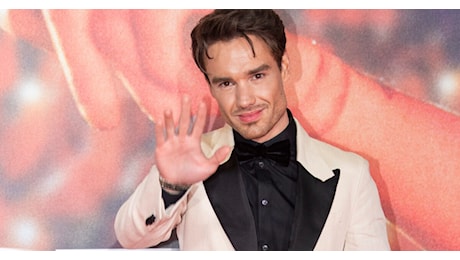 Liam Payne era già stato rianimato dopo un'overdose ma il suo manger lo ha isolato e costretto a partecipare ad una serie Netflix