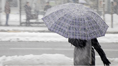 Meteo del weekend: previsti freddo, neve e pioggia. Ecco dove colpirà il maltempo