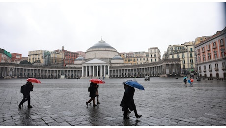 Meteo Napoli domani, allerta gialla in Campania: previsti forti temporali