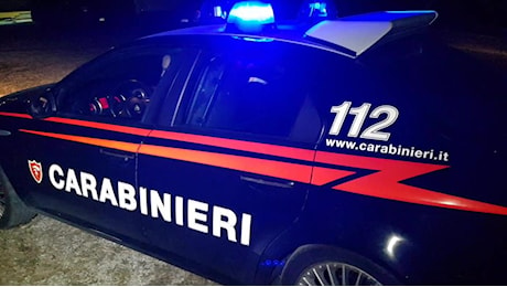 Costa Volpino, ragazza di 18 anni uccisa a coltellate in casa nella notte