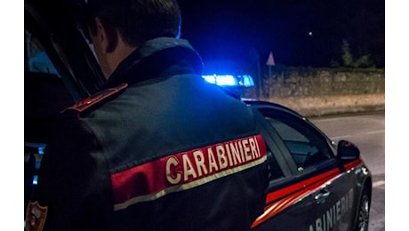 Azienda orafa assaltata con l'escavatore nella notte: razzia di metalli preziozi