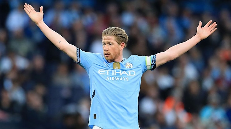 De Bruyne-Napoli, due indizi pesanti: la moglie cerca casa, il blitz di Manna a Manchester - Sportmediaset De Bruyne-Napoli, due indizi pesanti: la moglie cerca casa, il blitz di Manna a Manchester - Sportmediaset