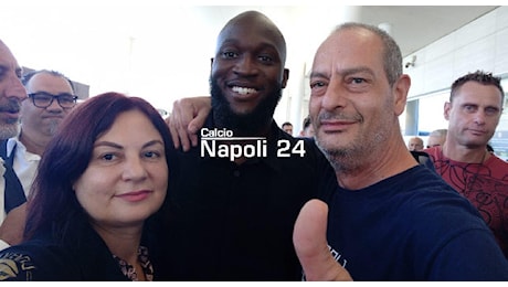 Lukaku è arrivato in Italia: primi scatti coi tifosi del Napoli! | FOTO CN24