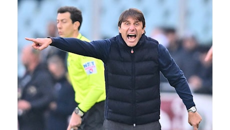 Conte risponde a Marotta: “Senza Scudetto non sarà contento. Raspadori titolare contro la Lazio”