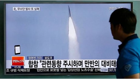 La Corea del Nord è pronta a inviare droni kamikaze e altre truppe in Ucraina, dice l’intelligence sudcoreana