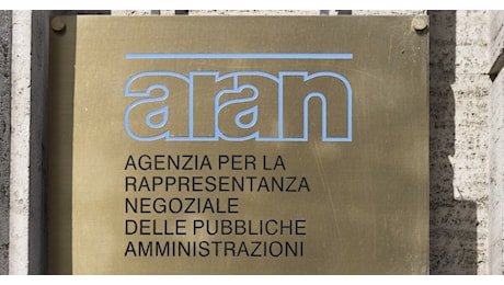 Solo la Cisl firma il rinnovo del contratto per le funzioni centrali della pa. Cgil e Uil: “Gli aumenti coprono solo un terzo dell’inflazione”