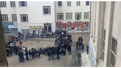 Scuola, la rivolta dei presidi in piazza nella Capitale: «Basta occupazioni»