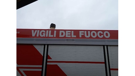 Maltempo, più interventi dei vigili del fuoco nel Pisano: esondati affluenti del Cecina