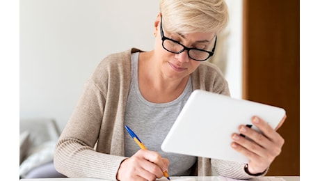 Interpello, una dirigente: Ci hanno mandato il cv uno spogliarellista e una cameriera. C'è chi viene assunto e sparisce