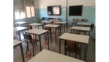 Decide di togliersi il velo: 15enne picchiata da 3 compagne di scuola